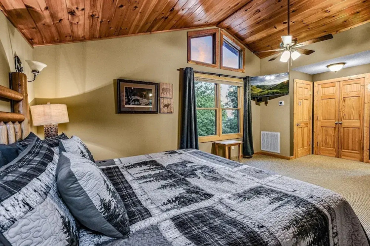Ali's Dream 3 Bedroom Cabin by RedAwning