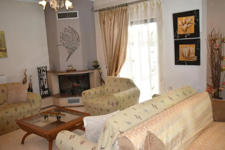 Stefanos Apartment