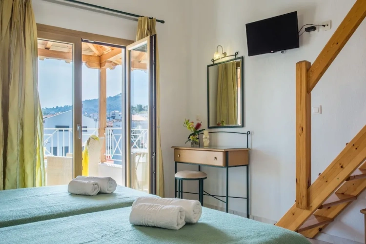 Apartment with balcony