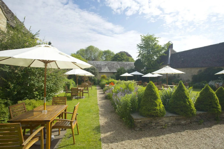 The Lamb Inn