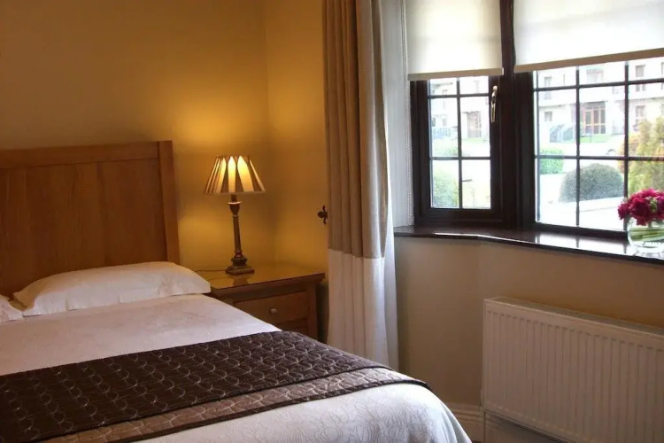 Abbeyglen Cottage