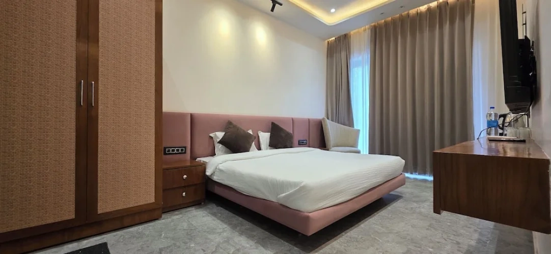 Superior room