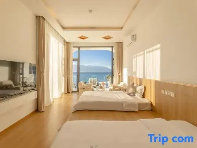 Standard Twin room with balcony and with sea view