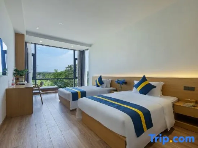 Deluxe Twin room with river view