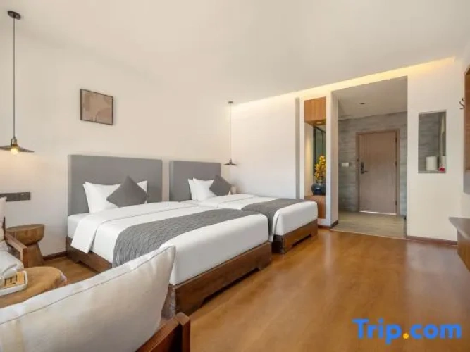 Standard Twin room with mountain view