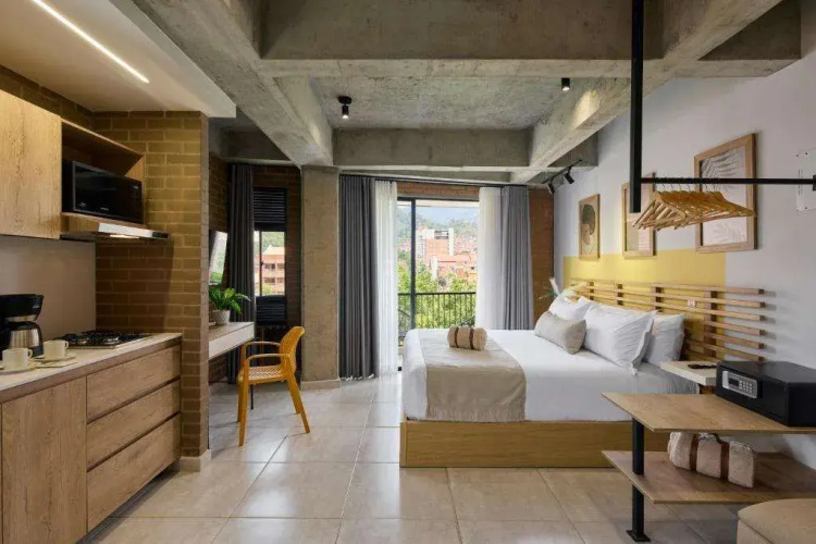 30 Living Suites