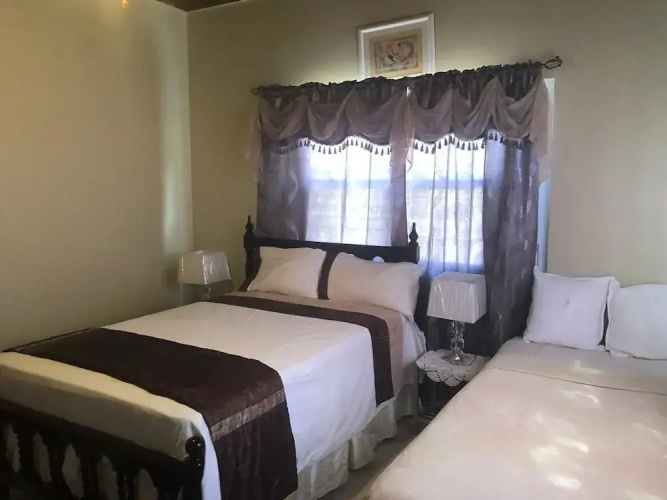 Layla's B&B