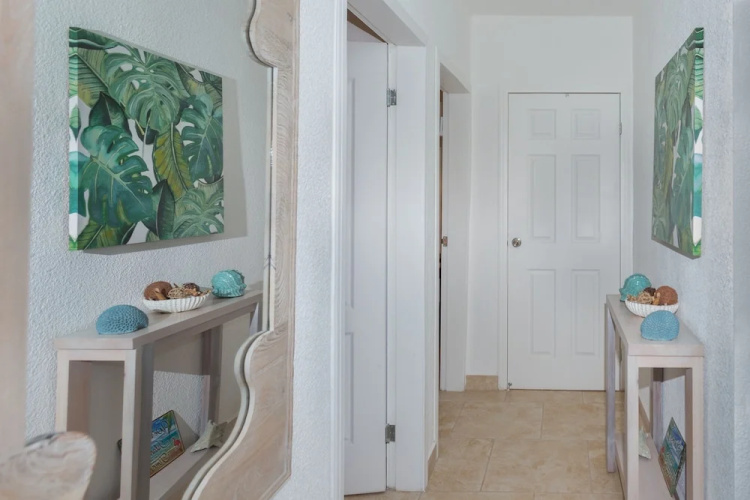 Bella Caribbean 2 Bedroom Condo by Redawning