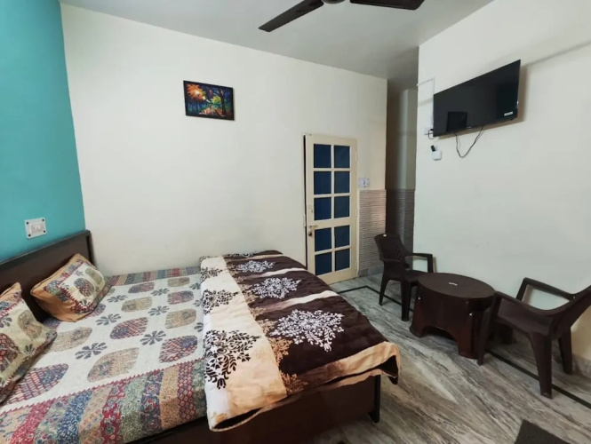 Goroomgo Anandam Home Stay Rishikesh