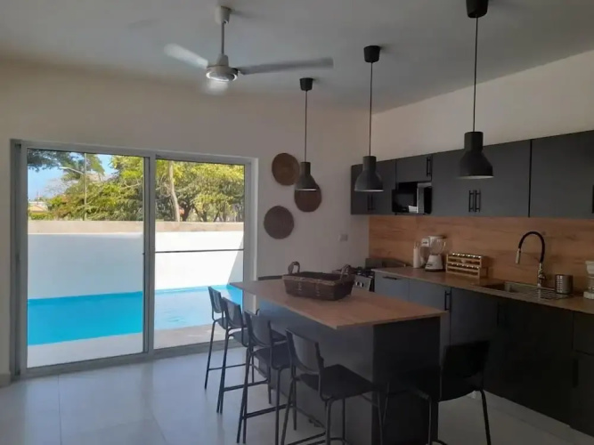 Villa Sleeps 8 With Private Pool