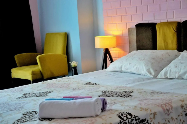 Retro Suites