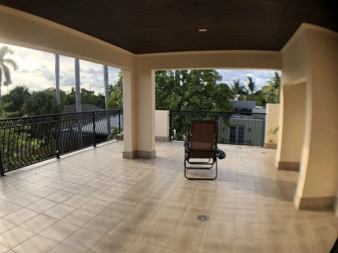 3 Bedrooms Cottage