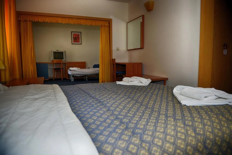 Hotel "Luch"