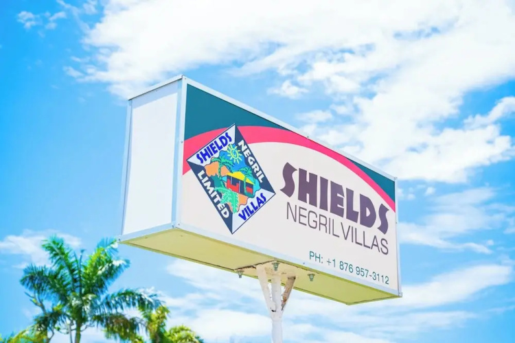 Shields Negril Villas - Negril