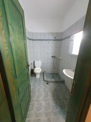Pavlos Maria Studios Double blue room w 2 beds