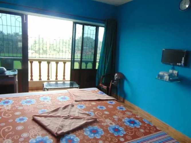 Salson Ferns Nest Hotel