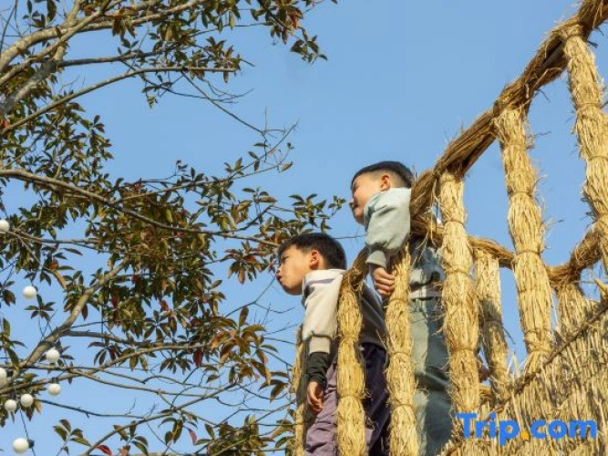 Xianju county qiye camping base