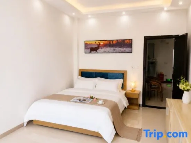 Economy Suite