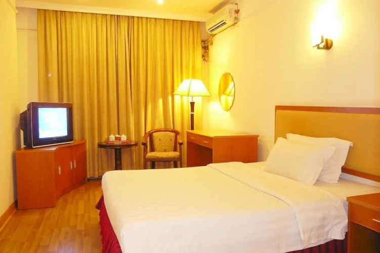 Yuehai Hotel