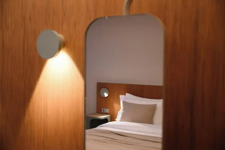 Silica Hotel