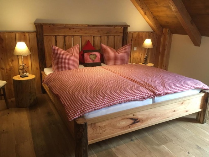 3 Bedrooms Chalet