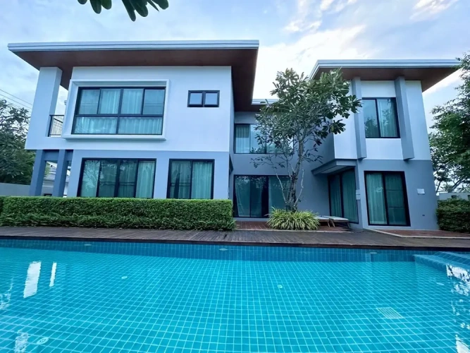 5 Bedrooms Deluxe Villa