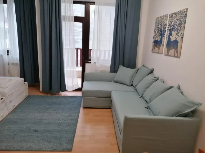 Flora Violet Studio Apartment nr 10
