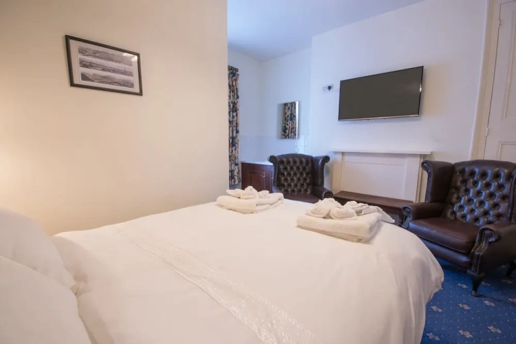 Double Suite
