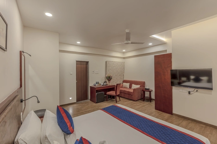 Standard Club room