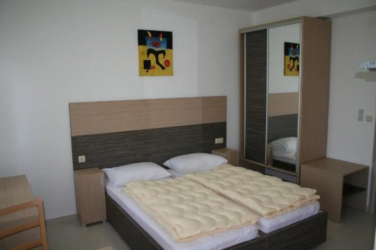 Family Studio with balcony and with view