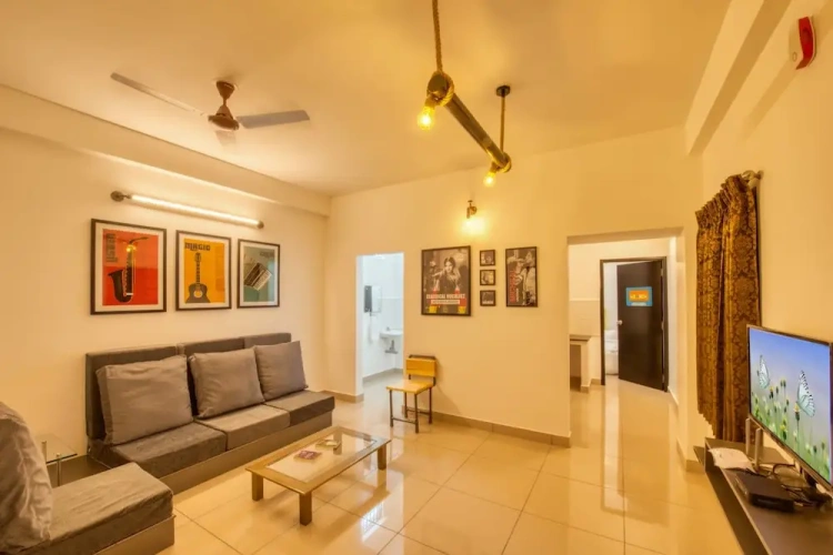 2 Bedrooms Cottage