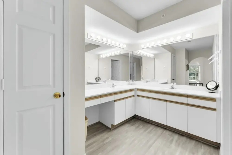 Peaceful 2BR Condo by Golf Course & Pools