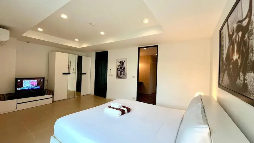 6-58 - 2 Bdr Spacious Penthouse With Shared Pool