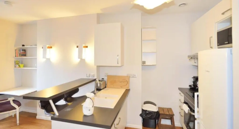 1 Bedroom Apartment