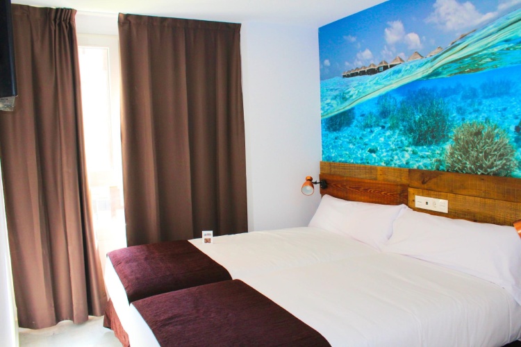 Twin room