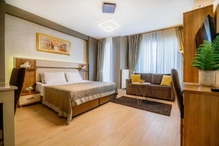 4 Bedrooms Deluxe Apartment