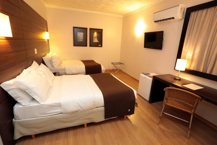 Oasis Tower Hotel