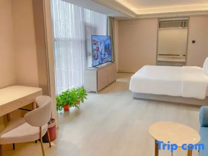 Deluxe Double room with garden view