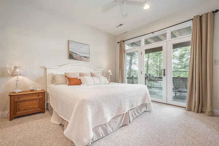 Sunset Pointe by Taylor Made Deep Creek