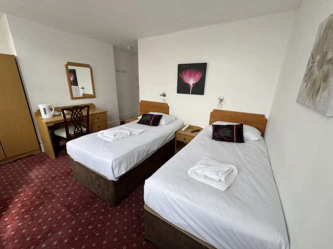 Economy Twin room