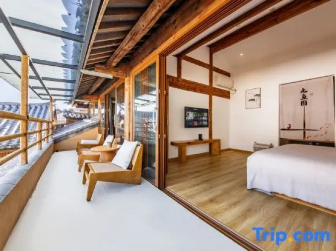 2 Bedrooms Family Suite