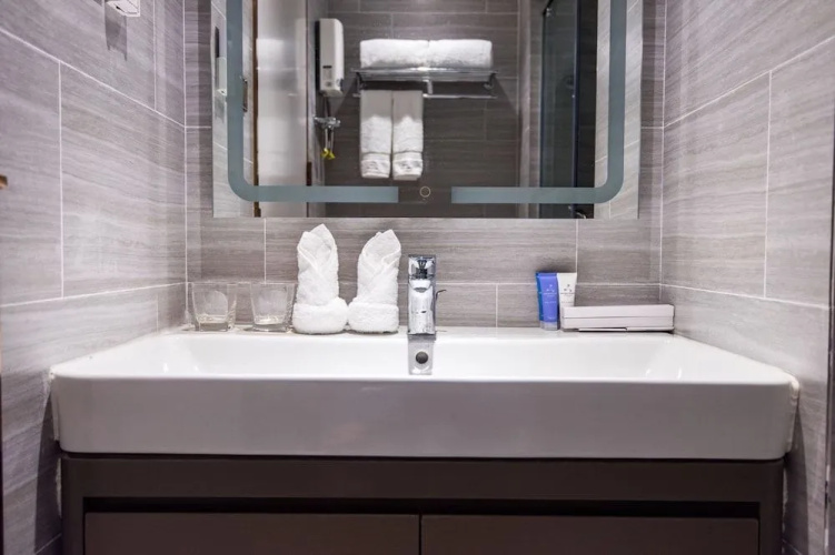 Gelade Residences Renhe Spring