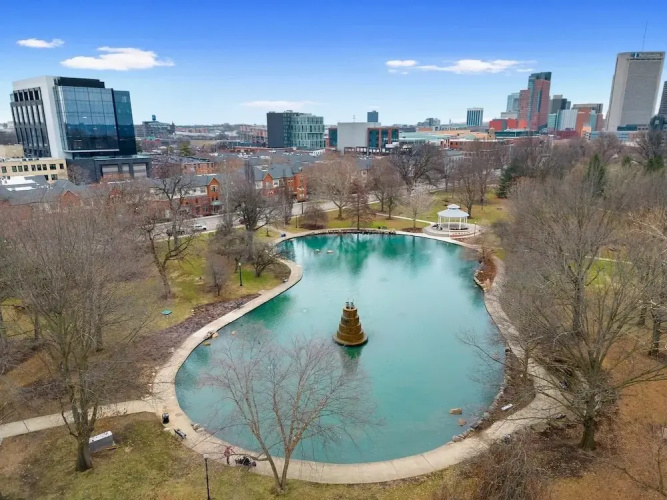 North Pearl Residences 874