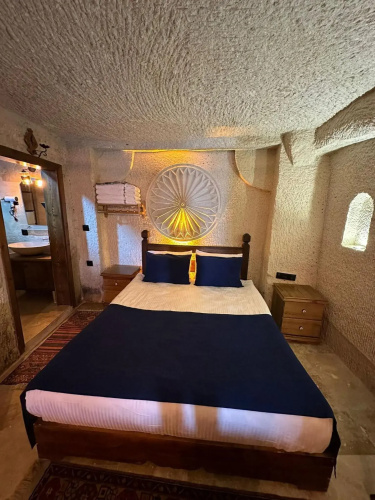 Mysterious Cave Suites