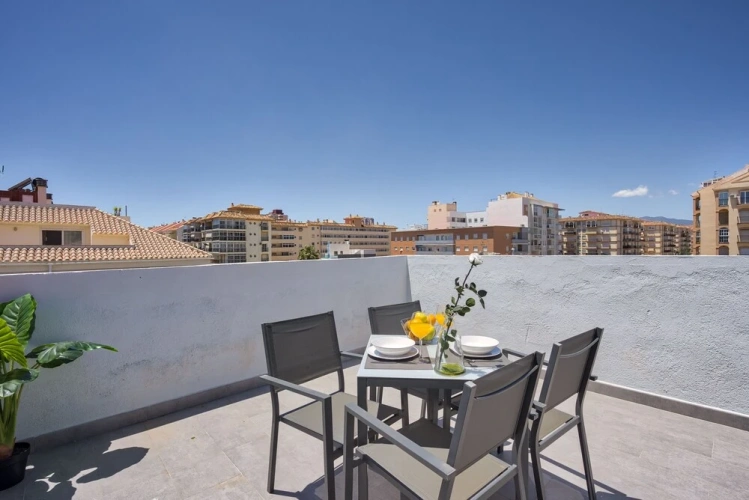 2 Bedrooms Standard Family Penthouse room with balcony and with partial sea view