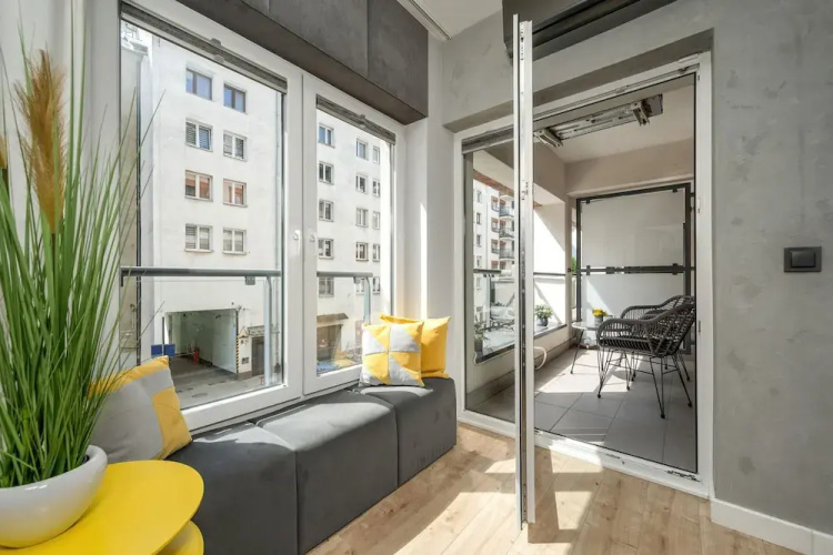 Centrum Parking by Renters Prestige