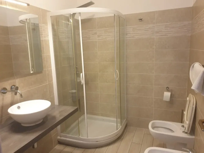 2 Bedrooms Comfort Quadruple Apartment with balcony