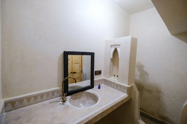 Riad Minami