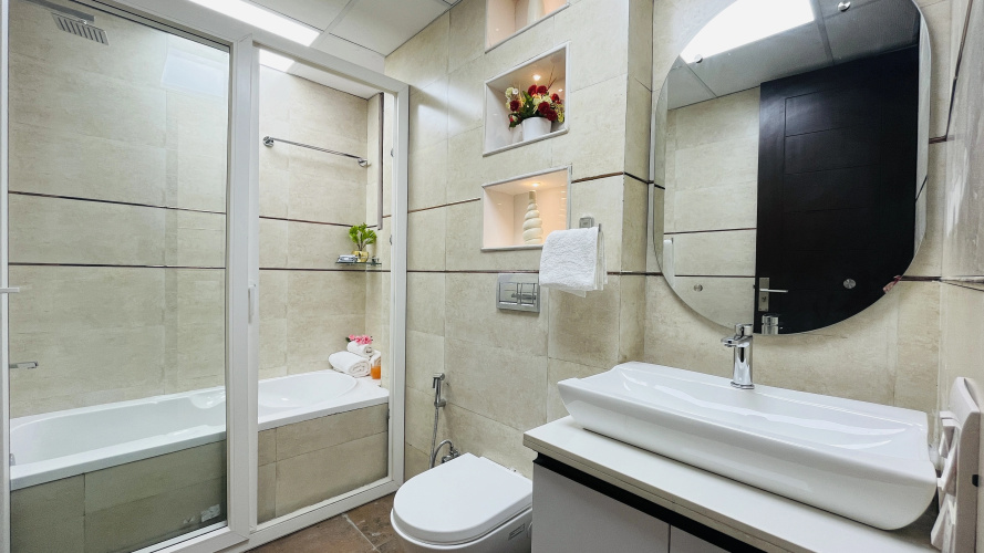 BluO Studio Noida - Balcony, Terrace Garden, Gym
