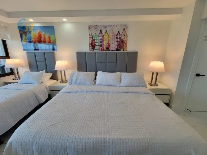 Alexander 903 4 Bedroom Apts